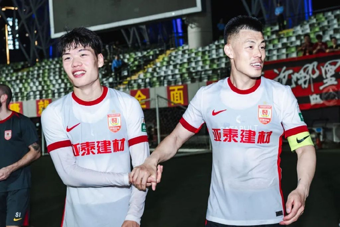 13輪追平歷史最差開局，譚龍：站得住，亞泰旗就不會倒