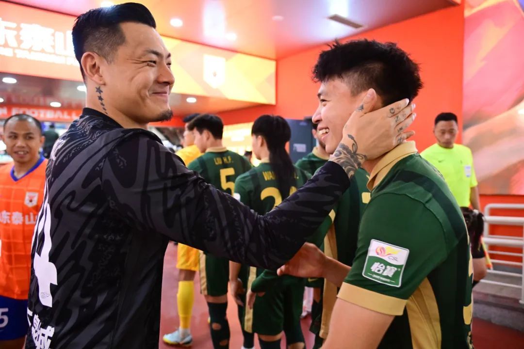 18歲王鈺棟8球登頂中超射手榜，40天從首球到并列第一