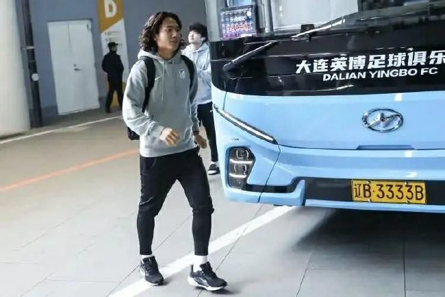 國(guó)足大名單或超50人 廖錦濤楊明洋考察遇隱憂