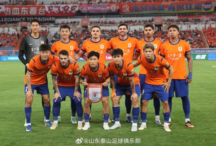 進(jìn)球大戰(zhàn)！泰山主場3-3三鎮(zhèn)，半程收官前遭阻擊