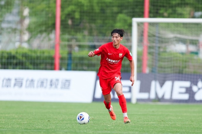王逸偉貼地斬定勝局，上海海港富盛經(jīng)開1-0蘭州隴原競技