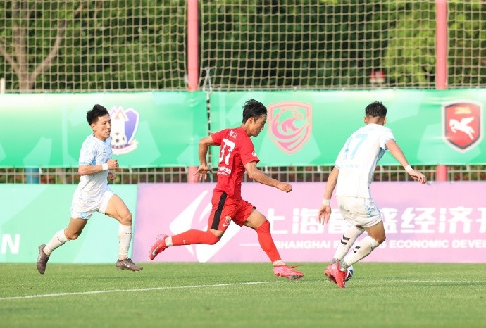 王逸偉貼地斬定勝局，上海海港富盛經(jīng)開1-0蘭州隴原競技